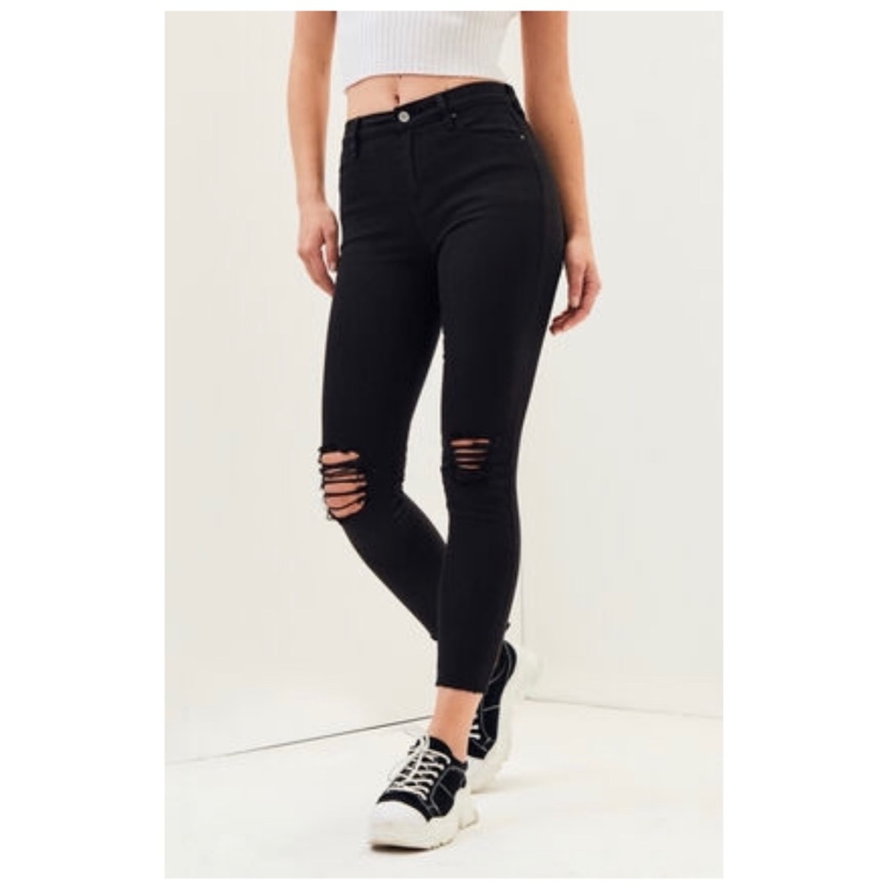 Ripped High Rise Ankle Jeggings